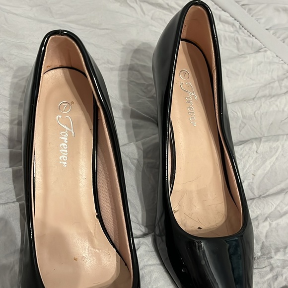 Shiny Black Heels - Picture 2 of 4